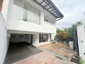 Park Road Colombo 05 land For Sale with old house