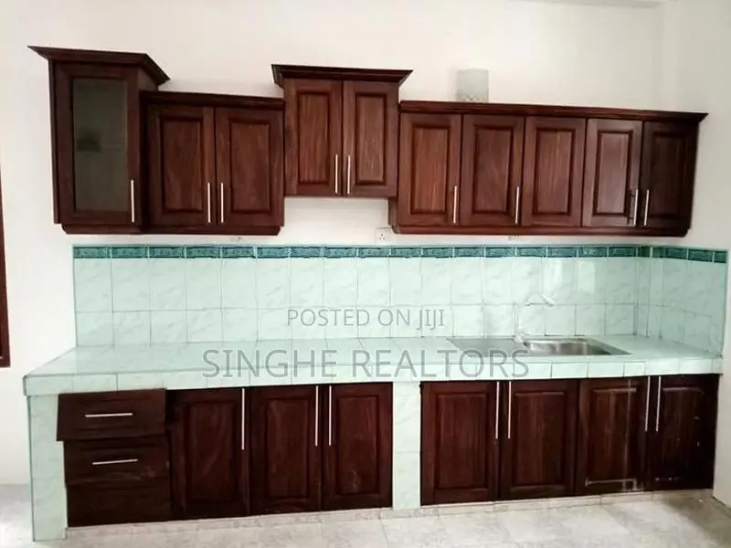 House For Rent – Pelawatta, Akuregoda (SR004SH) In Battaramulla