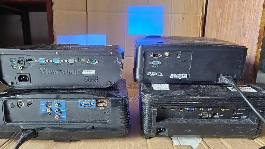 day light projectors Viewsonic/ Infocus/BenQ