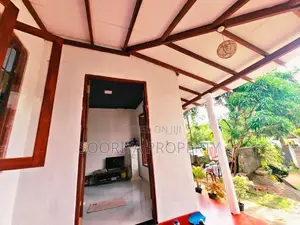 Newly Built House for Sale in Athurugiriya