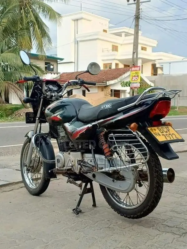 Bajaj CT100 2021