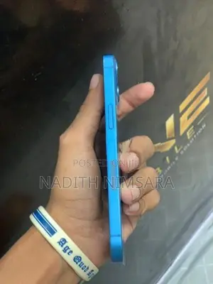 Apple iPhone 13 (Used)
