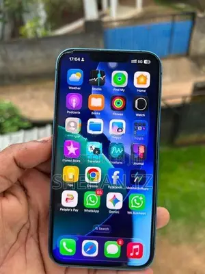 Apple iPhone 13 (Used)