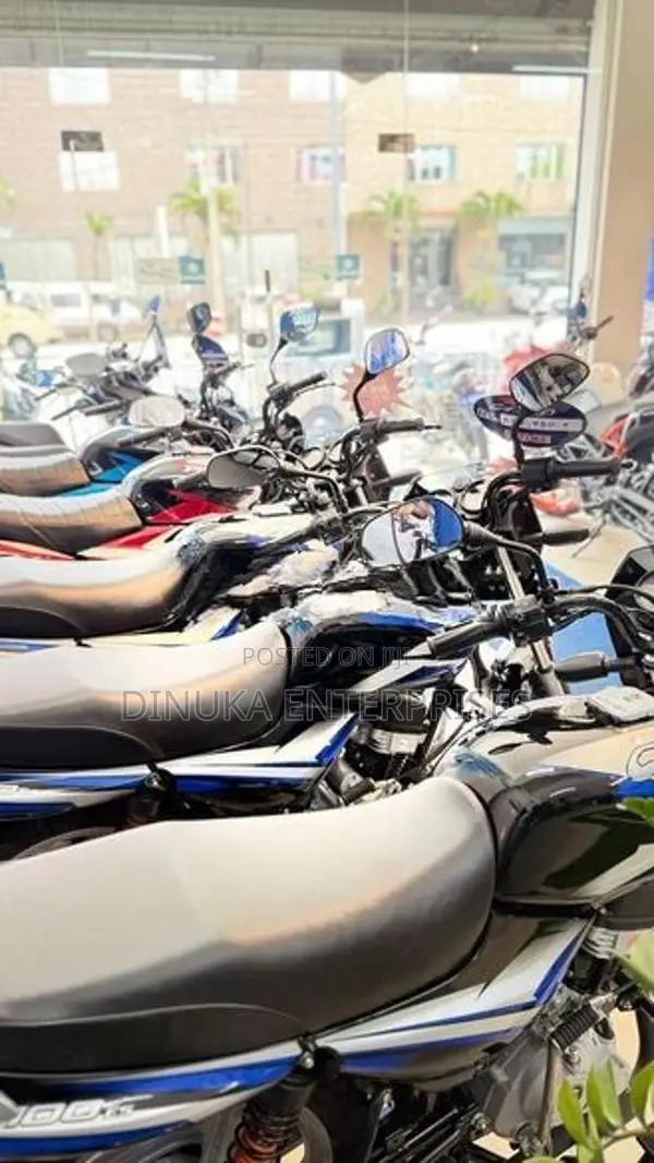 Bajaj CT100 2026