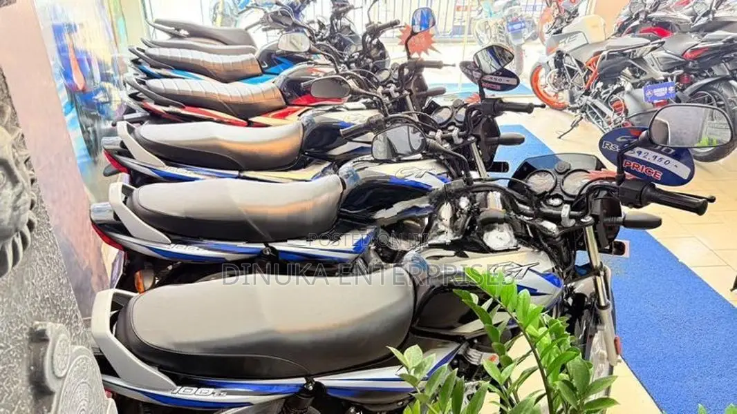 Bajaj CT100 2026