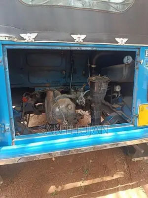 Bajaj RE 2006