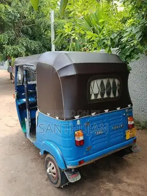 Bajaj RE 2006