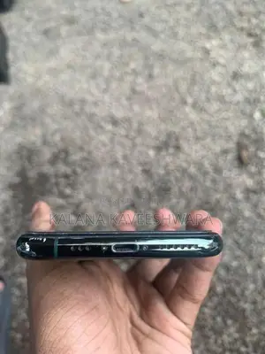 Apple iPhone 11 Pro (Used)