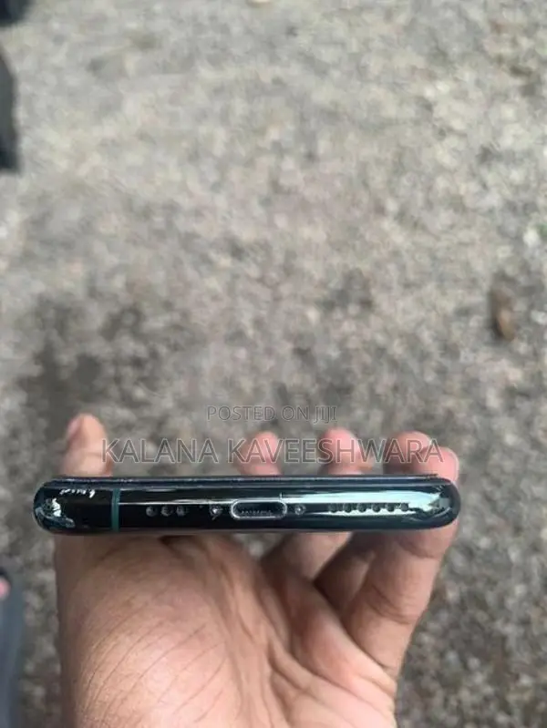 Apple iPhone 11 Pro (Used)