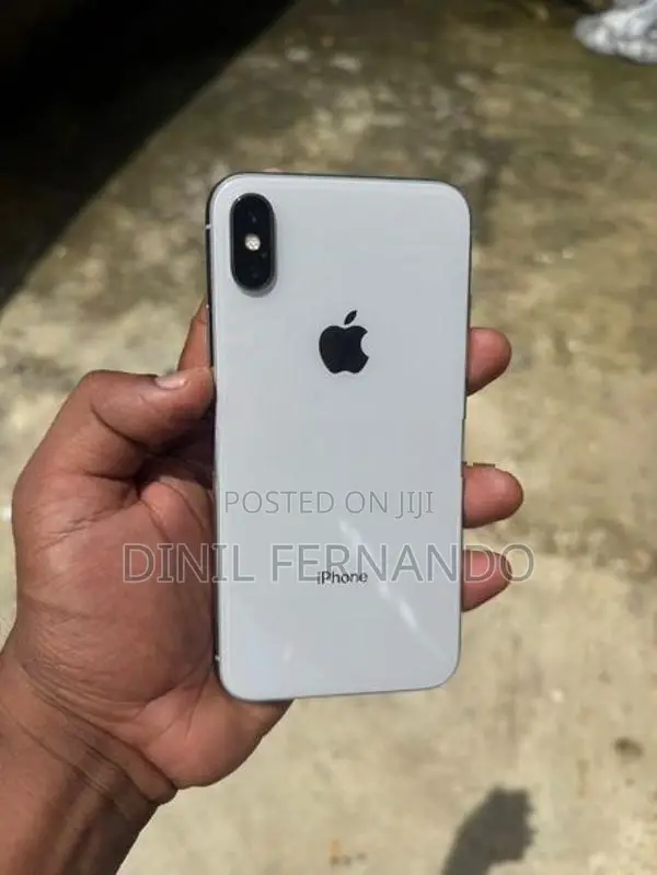 Apple iPhone X (Used)