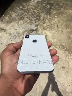 Apple iPhone X (Used)
