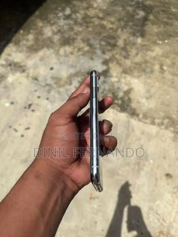 Apple iPhone X (Used)