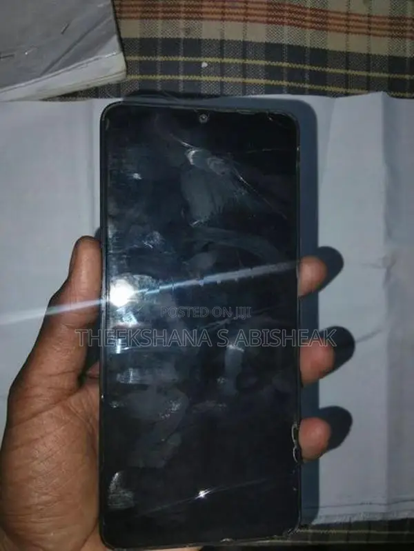 Samsung Galaxy A06 Ram6 Storage (Used)