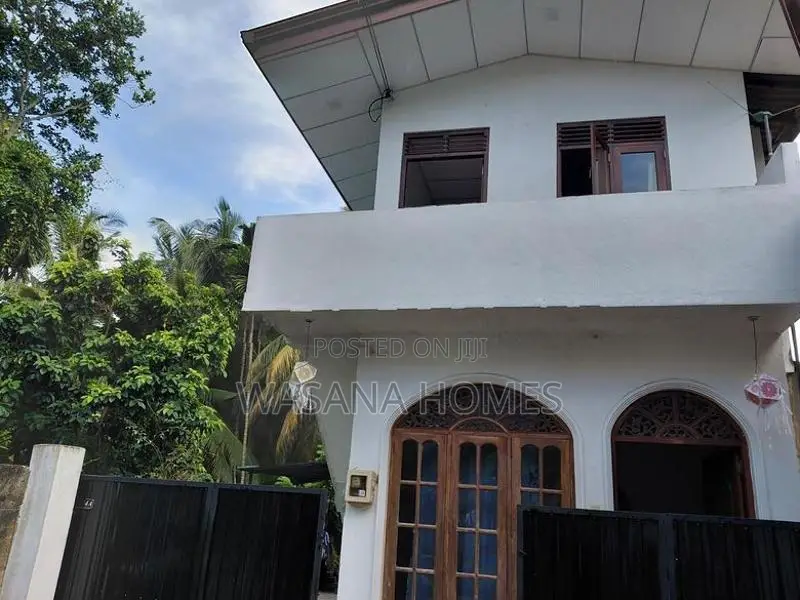 Valuable Two Story House for sale Maharagama
