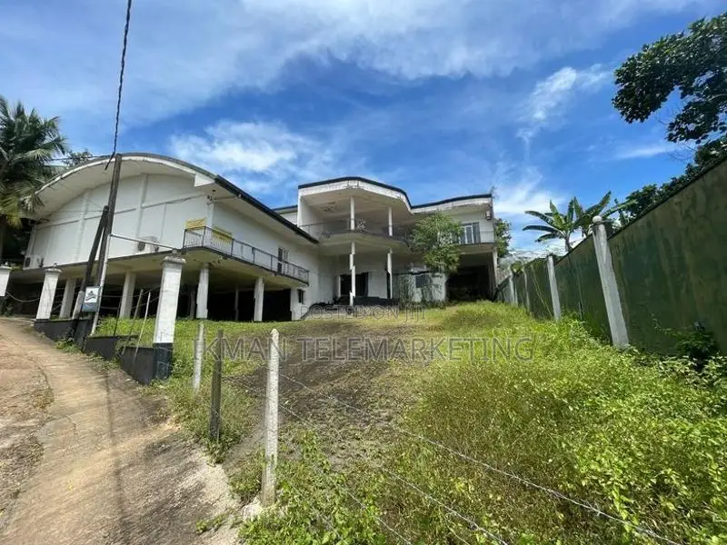 Commercial Property for Sale in Bataduwa, Galle