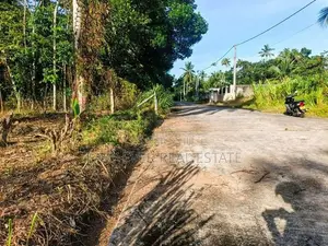 උඩුගම්පොළ – ගල්පොත්ත හංදිය, පෙතියාගොඩින් PRIME LAND එකක්