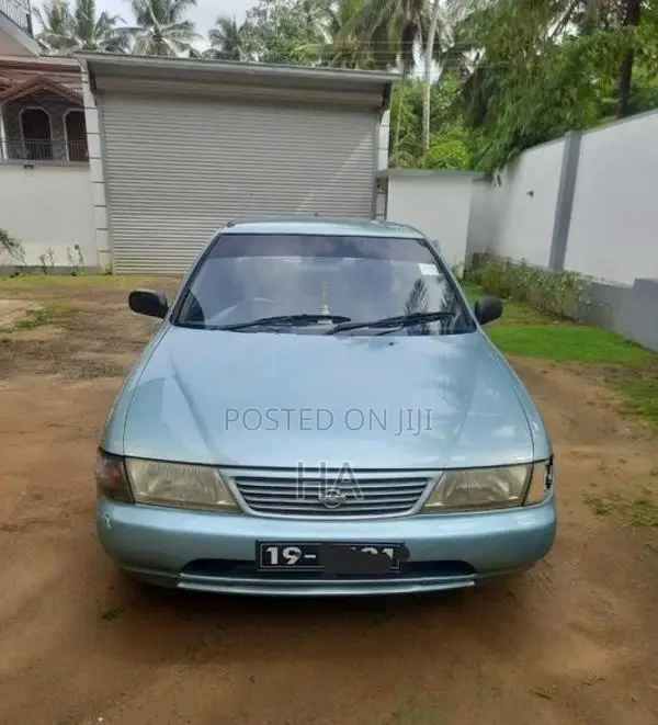 Nissan Sunny FB14 1995