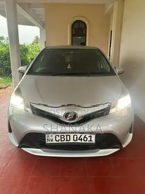 Toyota Vitz 2015