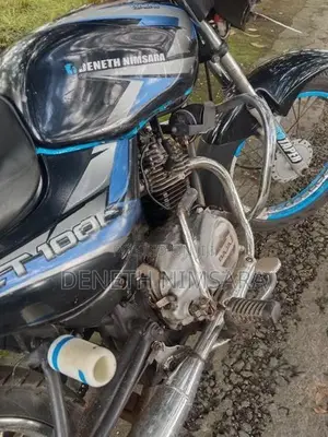 Bajaj CT 110 2013