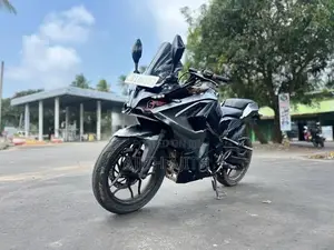 Bajaj Pulsar RS200 2019