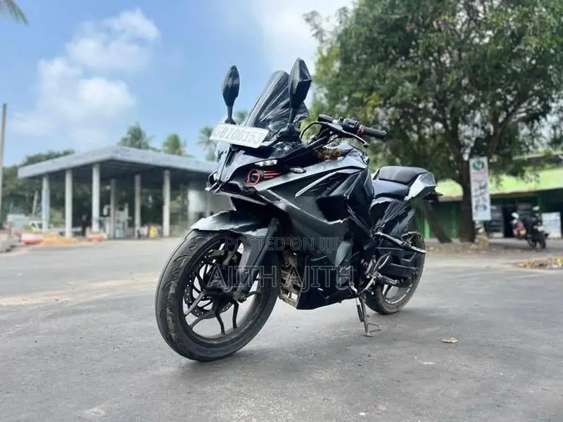 Bajaj Pulsar RS200 2019