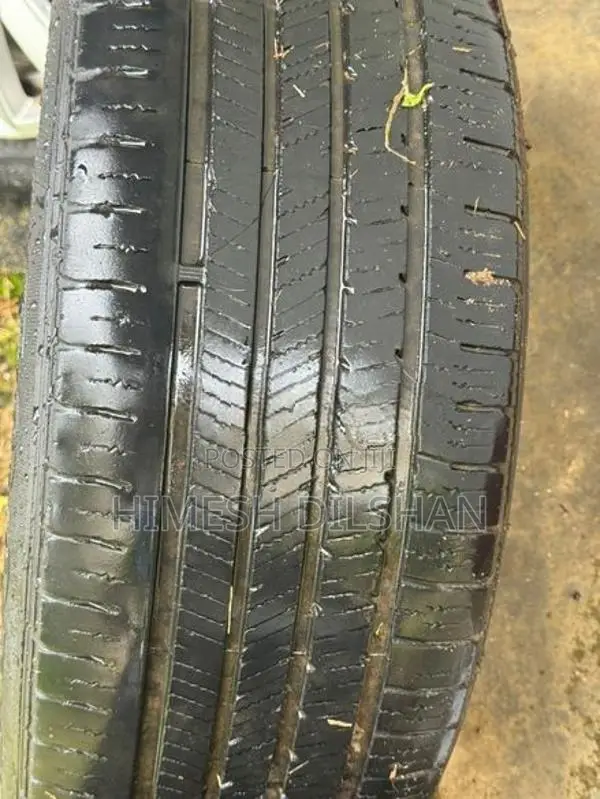 225/55/17 (BMW) Tyre Set With Alloy Wheels