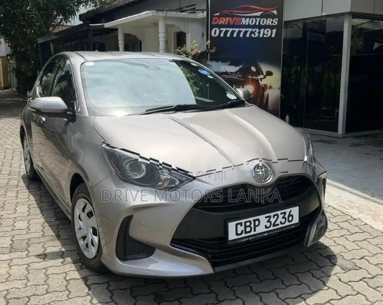 Toyota Yaris X Limited Push Star 2023