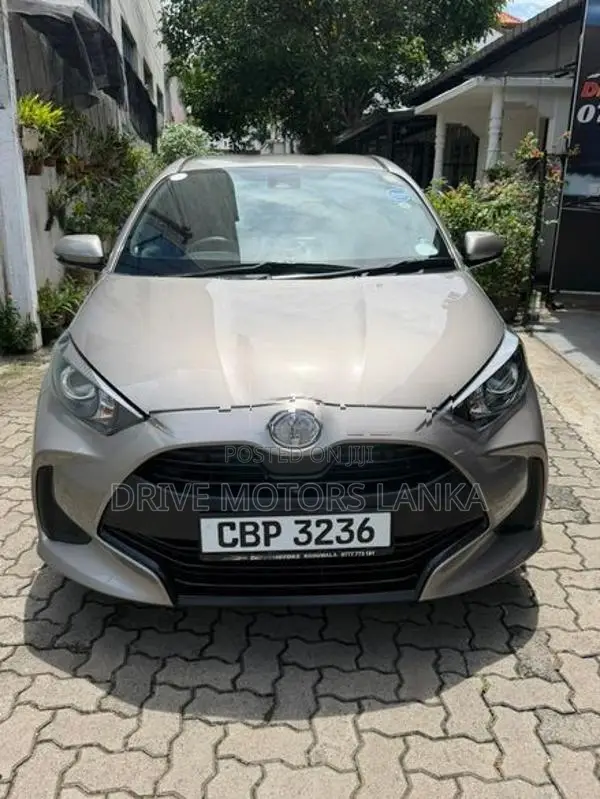 Toyota Yaris X Limited Push Star 2023