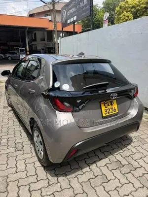 Toyota Yaris X Limited Push Star 2023
