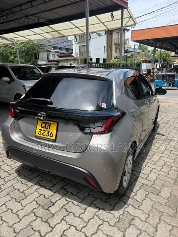 Toyota Yaris X Limited Push Star 2023