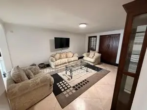 2 Story Luxury House For Rent In Colombo 7 - CH1852