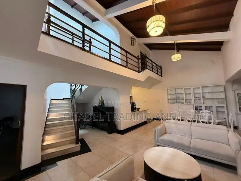 2 Story Luxury House For Rent In Colombo 7 - CH1852