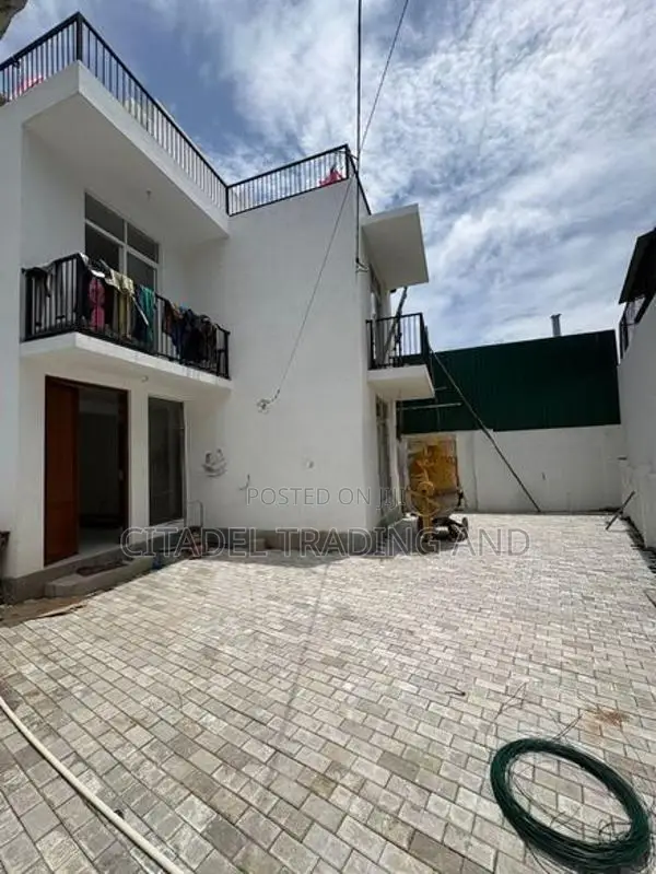 Brand New 2 Story House For Rent In Wattala - CH1821