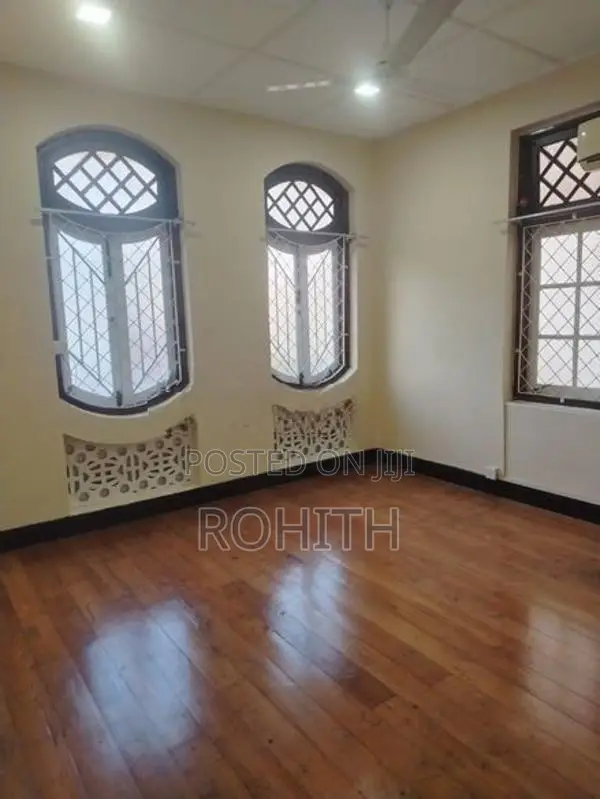 2700 SqFt 4 Bedroom Space For Rent In Colombo