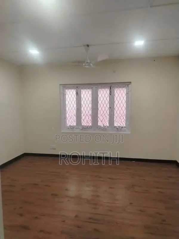 2700 SqFt 4 Office Space For Rent In Colombo
