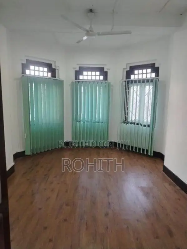 2700 SqFt 4 Office Space For Rent In Colombo