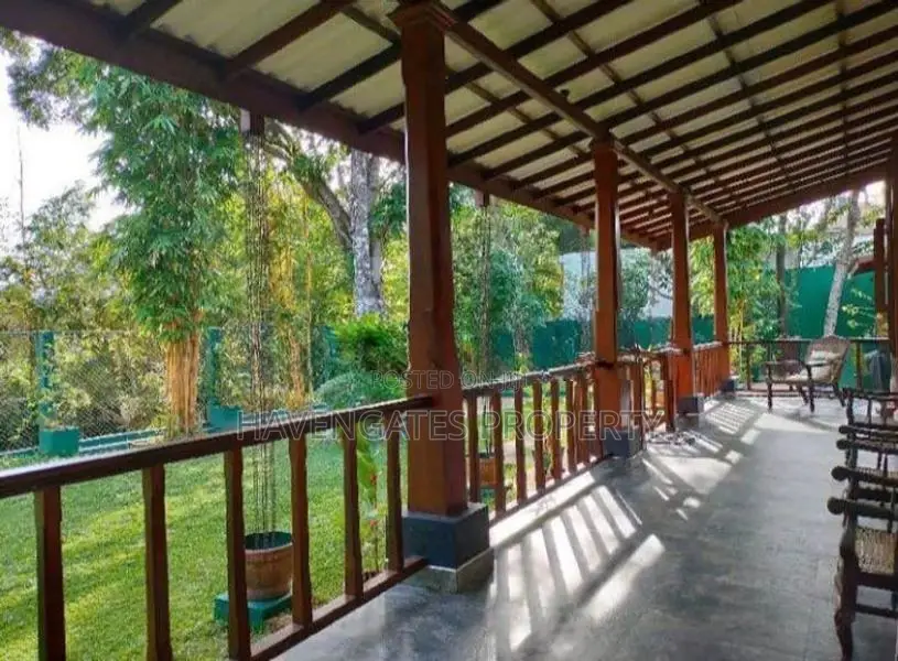 Completed House Sale with Furniture - Enderamulla 30 Perches