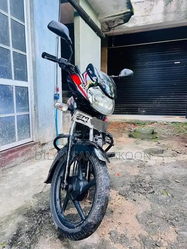 Bajaj Discover 2012