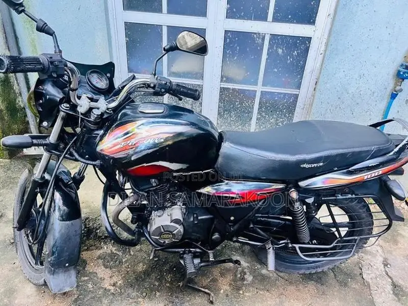 Bajaj Discover 2012