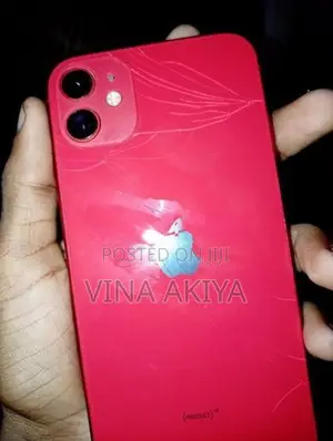 Apple iPhone 11 (Used)