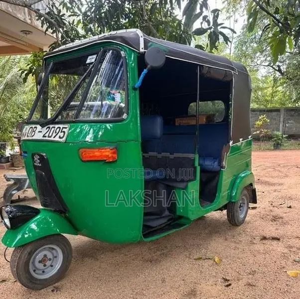 Bajaj RE 2006