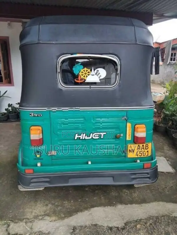 Bajaj RE Three Wheeler 2012