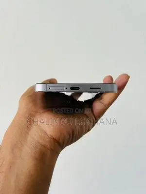 Samsung Galaxy S25 FE (Used)