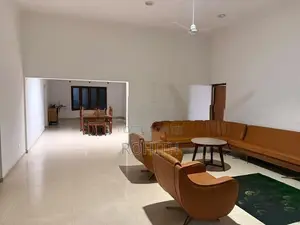 5000Sqft 7 Bedroom Large Commercial Building Colombo 04