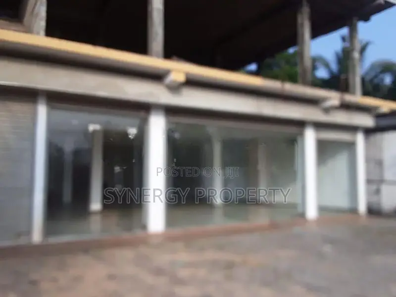 Building for rent athurugiriya