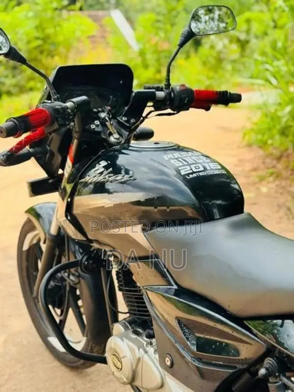 Bajaj Pulsar 150 2016