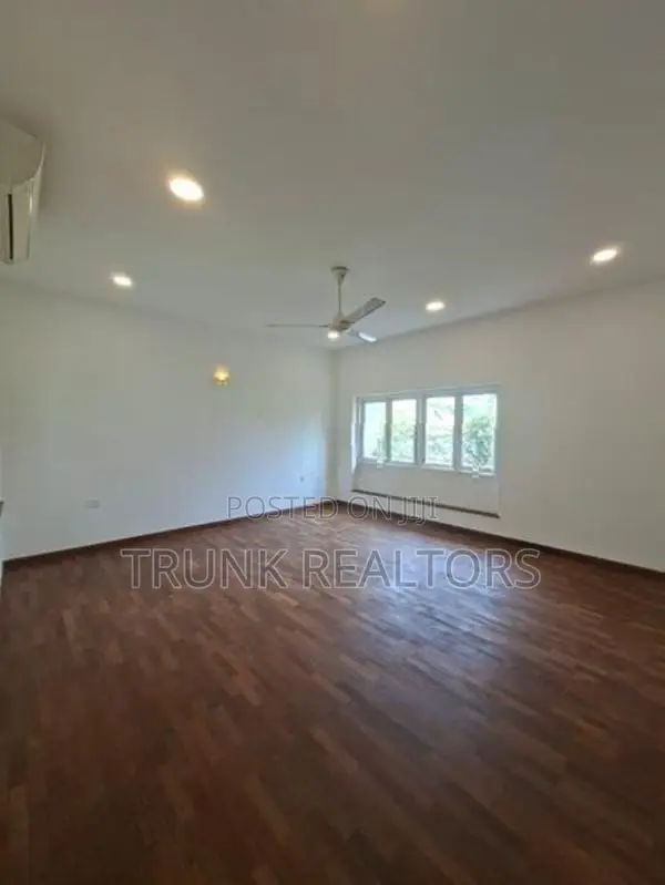 ￭ Colombo 03 06BR House For Sale (NK11984)