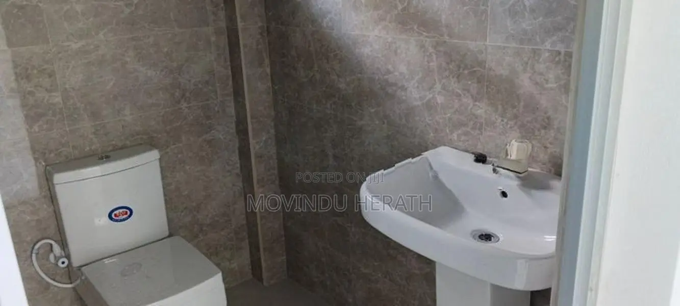 Commercial Building For Rent Or Lease – Godagama High Level Road