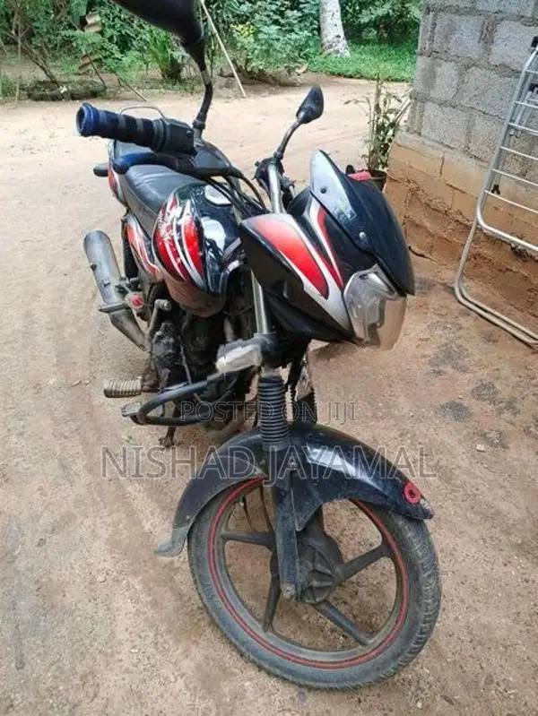 Bajaj Discover 2010