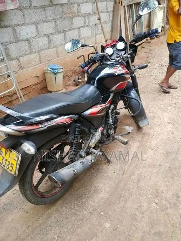 Bajaj Discover 2010
